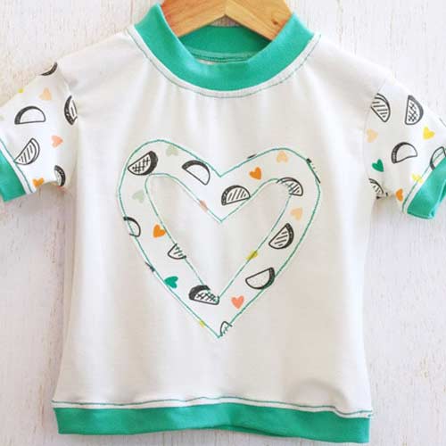 Taco Love Light knit from Day Trip fabric collection by Dana Willard for Art Gallery Fabrics | Ringer Tee free sewing pattern